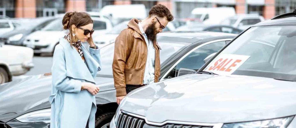 What to Look for When Buying a Used Luxury Car: A Buyer’s Checklist