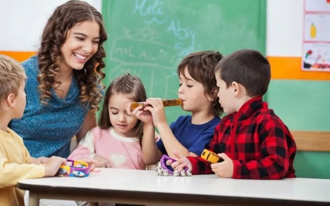 Virtuclock: Modern Technologies for Managing a Preschool