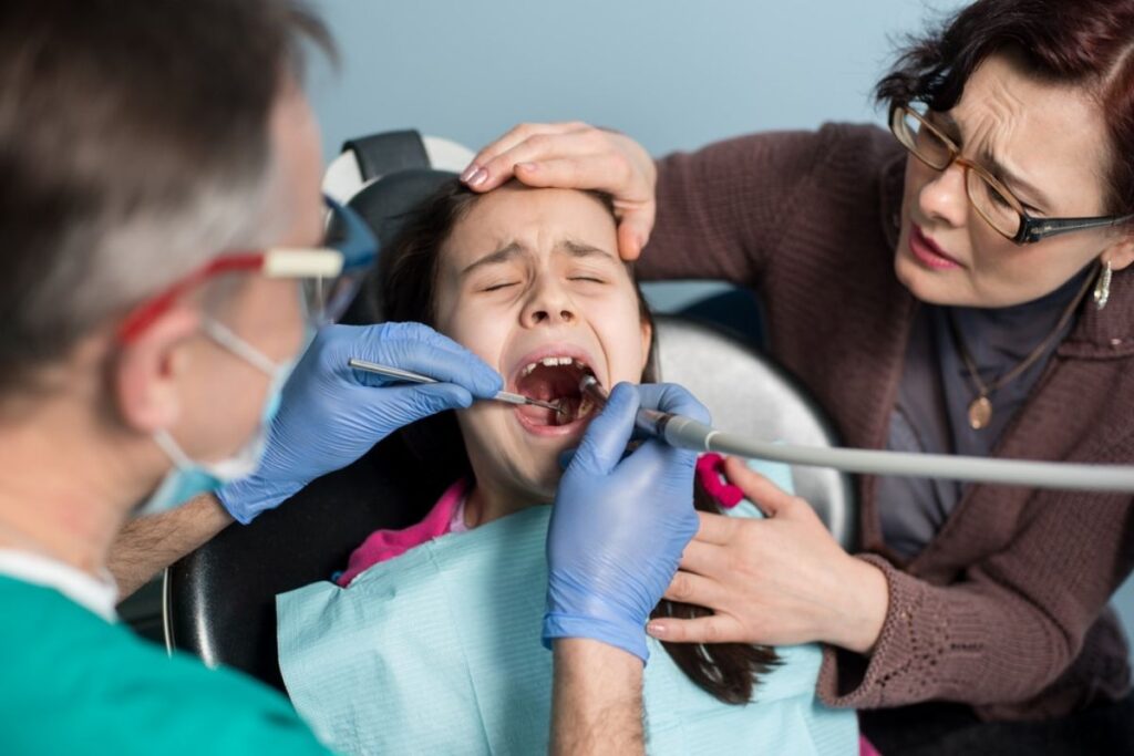 4 Common Dental Emergencies And What To Do First