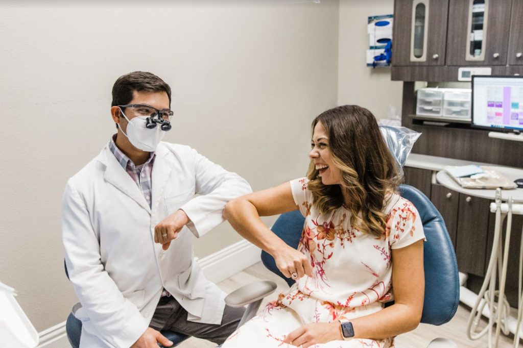 5 Benefits Of Choosing A Dental Practice That Offers Both Health And Beauty Services