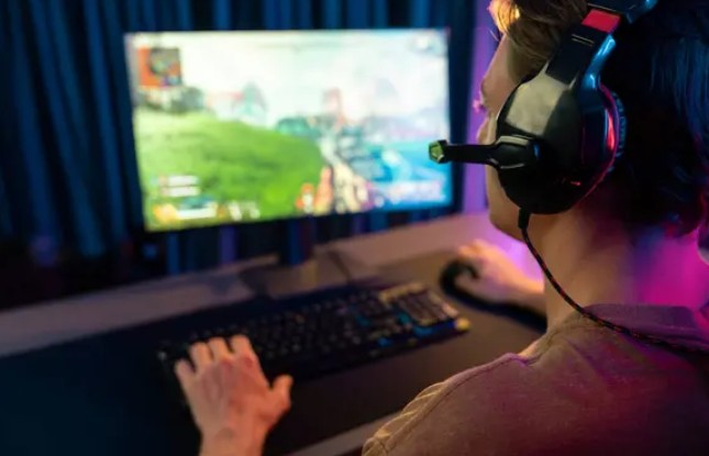 The Cultural Signals Hidden Inside Online Gaming Communities
